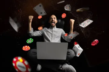 A woman smiling by bright slot machines showing lucky symbols, showcasing the exciting slot offerings at B86BET.